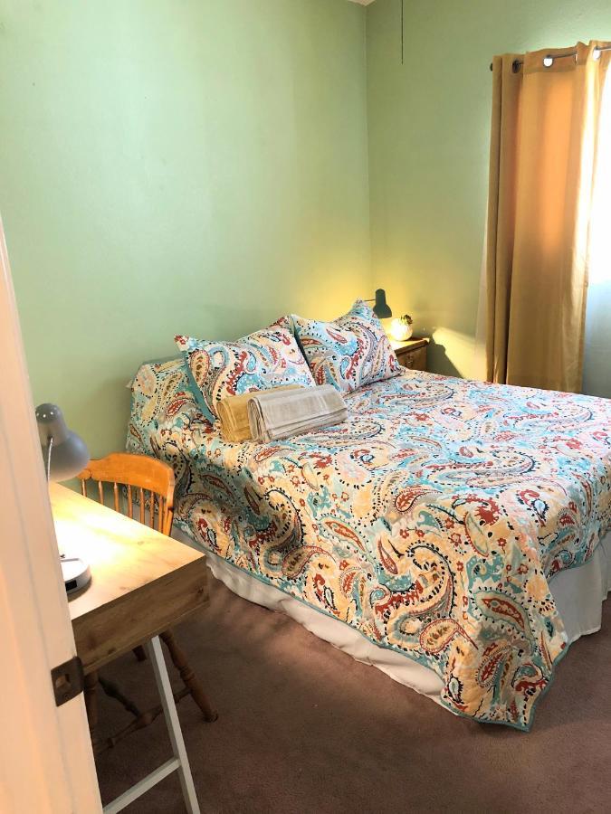 Festive Haven Room Hemet Ngoại thất bức ảnh