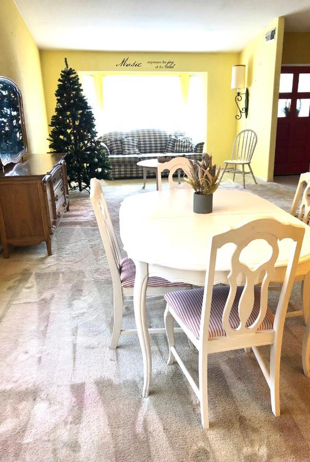 Festive Haven Room Hemet Ngoại thất bức ảnh
